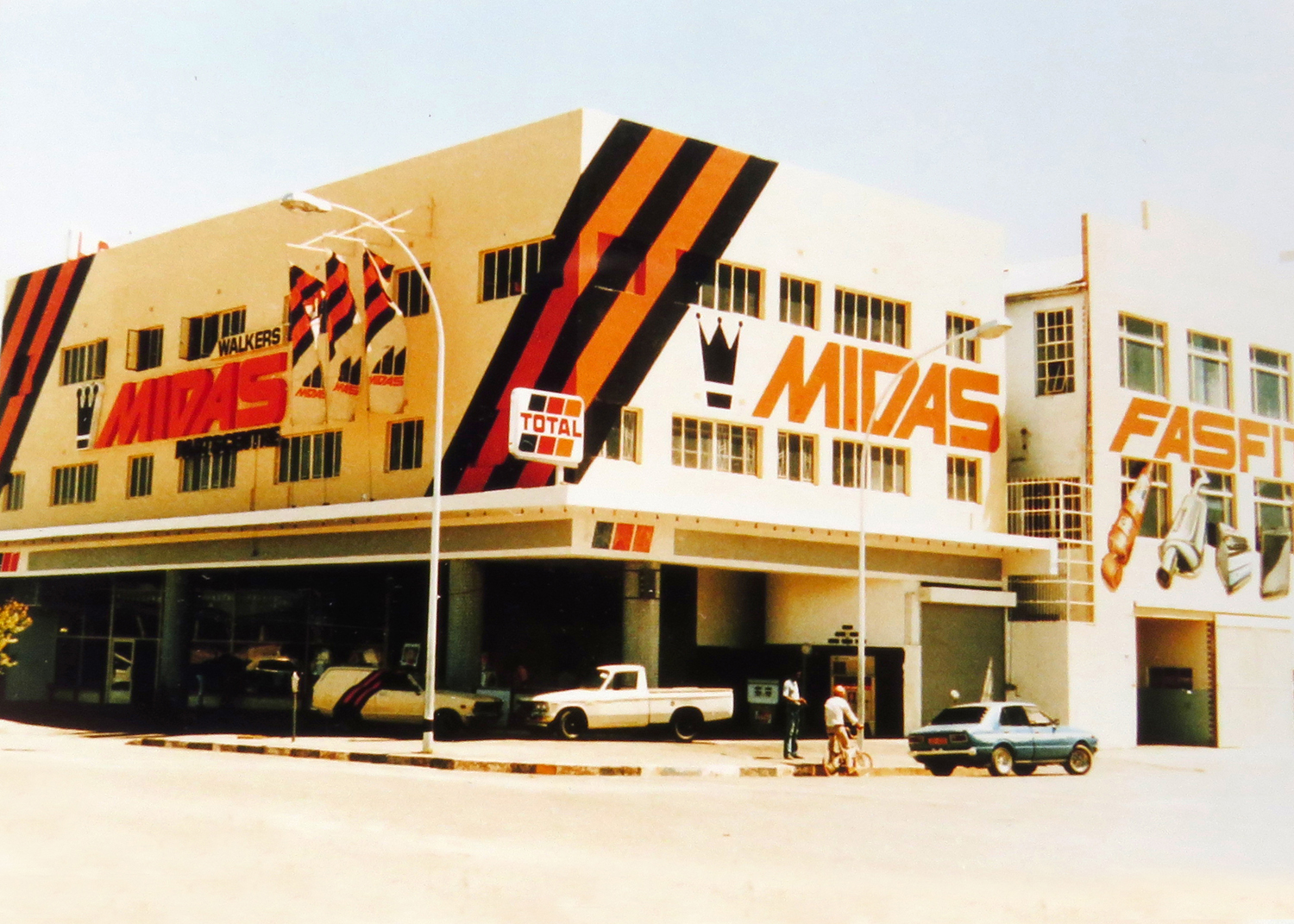 Walker’s Midas in its orange and black stripes